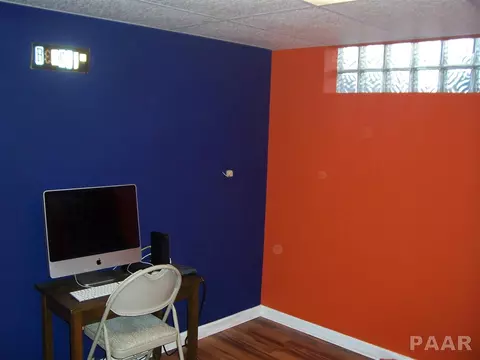406 Henry St, Eureka, IL 61530 photo 23