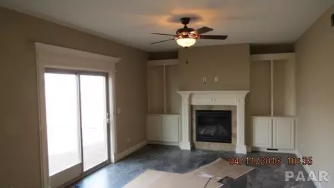 1002 Devonshire, Washington, IL 61571 photo 4