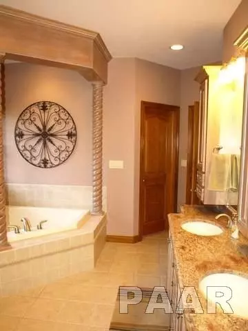 7601 W Grange Hall Rd, Dunlap, IL 61525 photo 13
