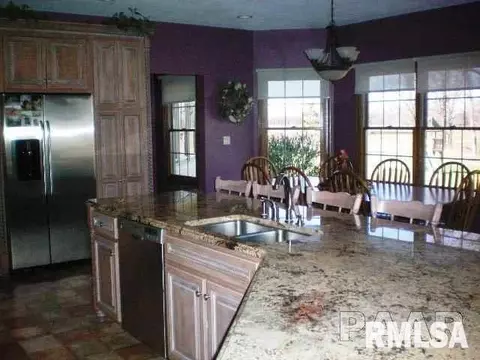 7601 W Grange Hall Rd, Dunlap, IL 61525 photo 6