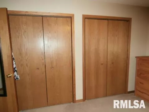 905 Dennis, Eureka, IL 61530 photo 14