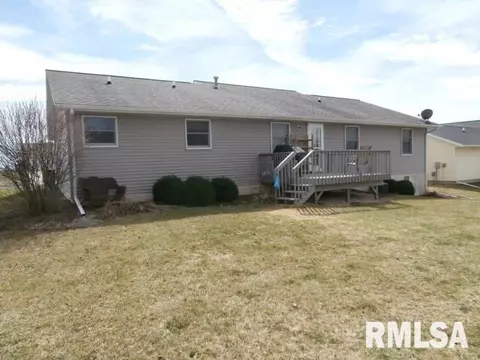 905 Dennis, Eureka, IL 61530 photo 23