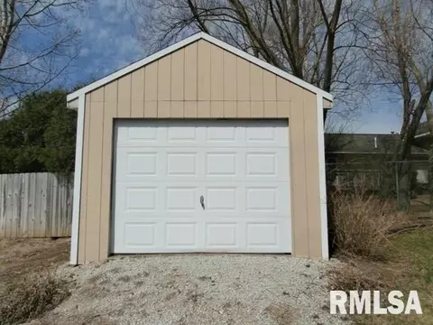 905 Dennis, Eureka, IL 61530 photo 22