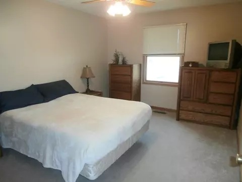 905 Dennis, Eureka, IL 61530 photo 12