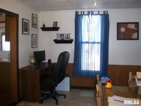 465 W Maple, Canton, IL 61520 photo 8
