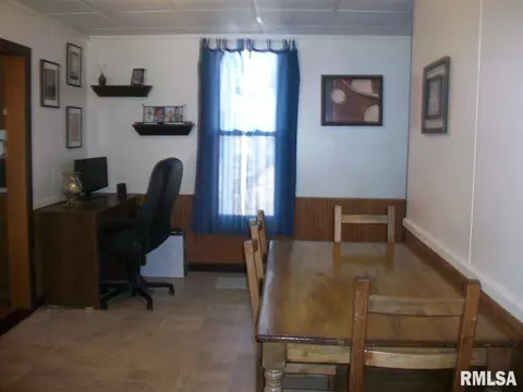 465 W Maple, Canton, IL 61520 photo 22