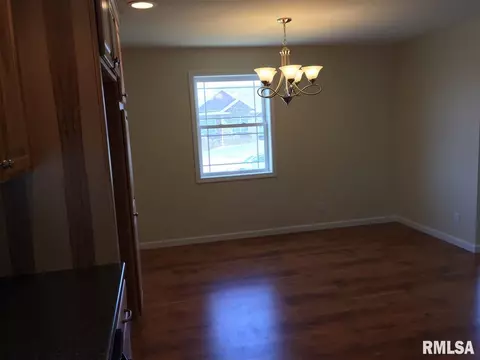 1107 Windsor, Washington, IL 61571 photo 12