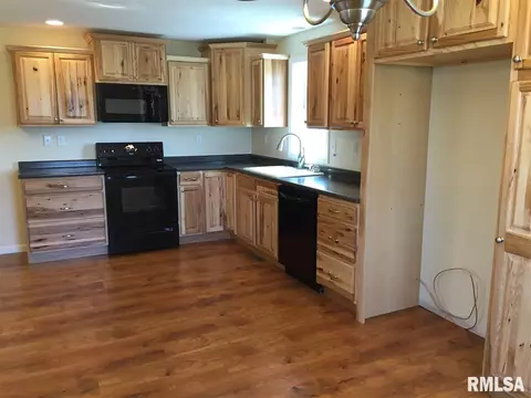 1107 Windsor, Washington, IL 61571 photo 6