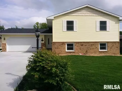 1107 Windsor, Washington, IL 61571 photo 2