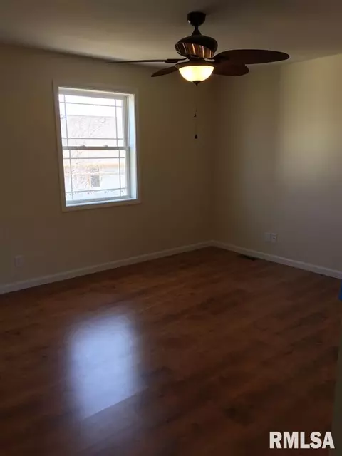 1107 Windsor, Washington, IL 61571 photo 17