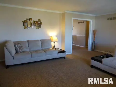 1003 Hampton Rd, Washington, IL 61571 photo 4