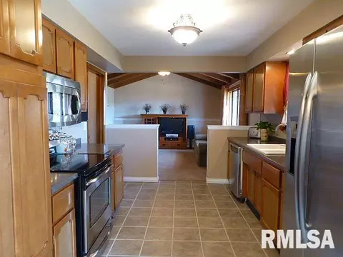 1003 Hampton Rd, Washington, IL 61571 photo 8