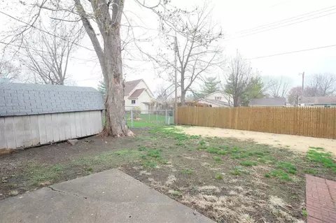 35 N 13th Ave, Canton, IL 61520 photo 27