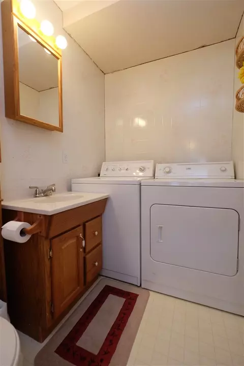 35 N 13th Ave, Canton, IL 61520 photo 12