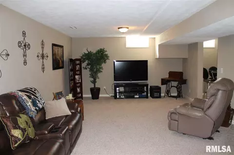 8714 W Bartell Dr, Mapleton, IL 61547 photo 27