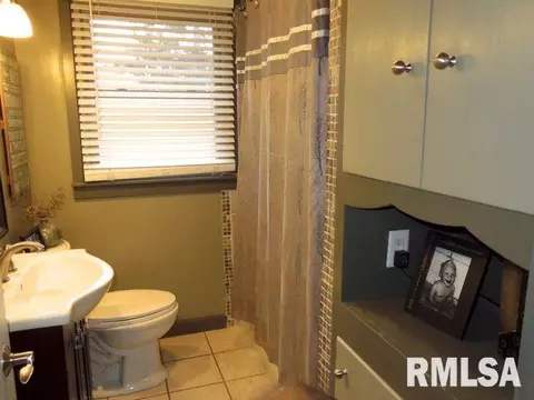 708 Eldridge, Washington, IL 61571 photo 17