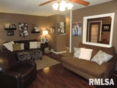 708 Eldridge, Washington, IL 61571 photo 6