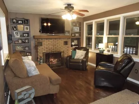 708 Eldridge, Washington, IL 61571 photo 4