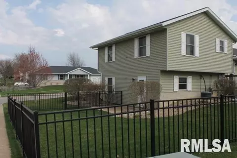 2100 Cody Dr, Eureka, IL 61530 photo 4