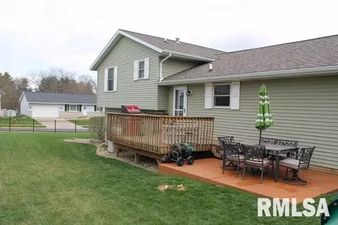 2100 Cody Dr, Eureka, IL 61530 photo 7