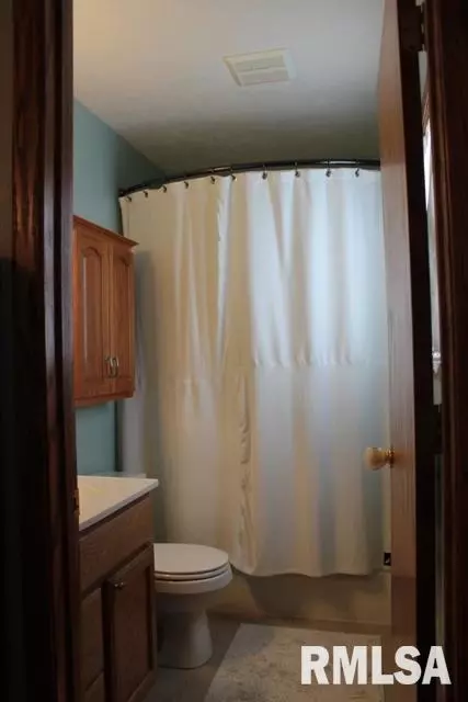 2100 Cody Dr, Eureka, IL 61530 photo 24