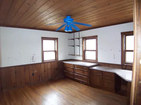303 W Sunny Ln, Eureka, IL 61530 photo 6