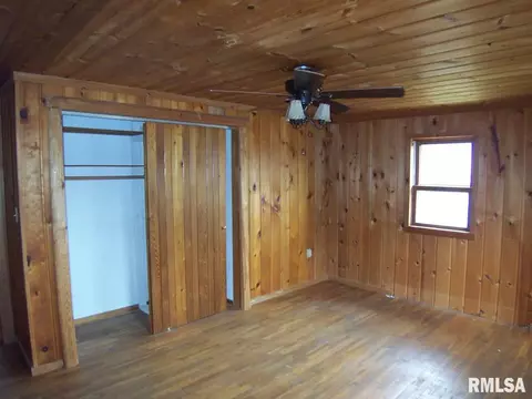 303 W Sunny Ln, Eureka, IL 61530 photo 9