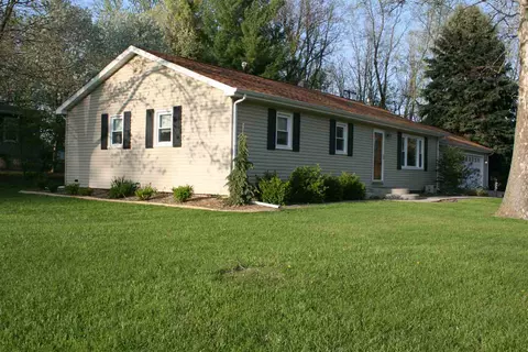 101 E Rio Dr, Washington, IL 61571 photo 2