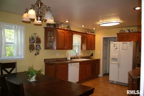101 E Rio Dr, Washington, IL 61571 photo 15