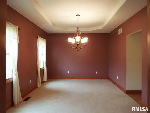 32 Greenleaf, Morton, IL 61550 photo 2