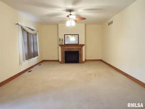 32 Greenleaf, Morton, IL 61550 photo 14