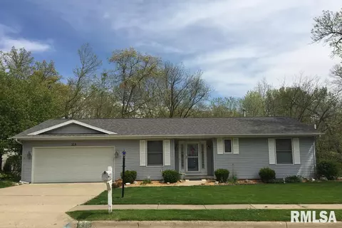 215 Cedar Ave, Morton, IL 61550 photo 1