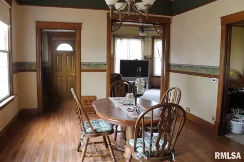 205 E 8th St, Glasford, IL 61533 photo 8