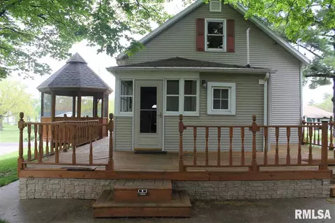 205 E 8th St, Glasford, IL 61533 photo 3