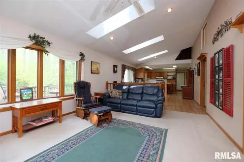 10816 W Timber Rd, Mapleton, IL 61547 photo 6
