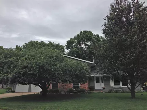 3111 E Cavalier St, Chillicothe, IL 61523 photo 1
