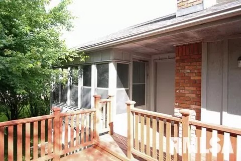 415 Bayside, Germantown Hills, IL 61548 photo 2