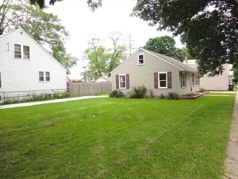 409 N 3rd St, Pekin, IL 61554 photo 14