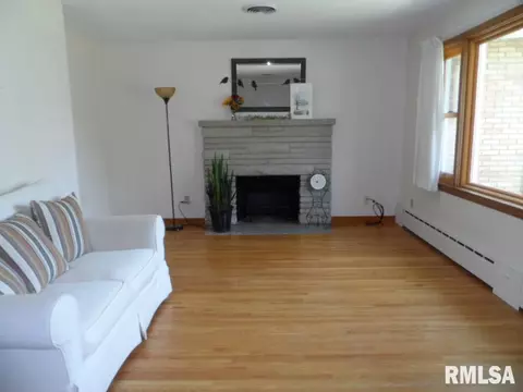 616 Spring St, Washington, IL 61571 photo 11