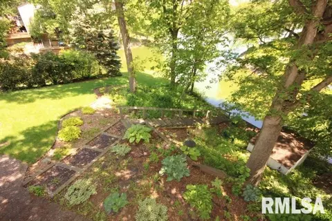 10403 W Sir Tristram Ct, Mapleton, IL 61547 photo 3