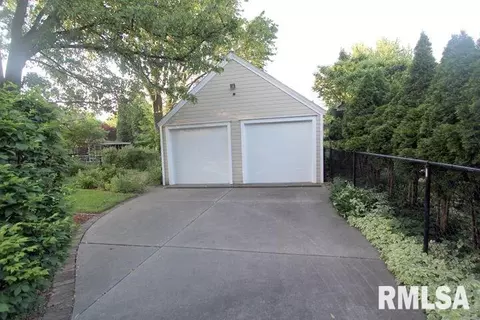 204 Embert Pl, Peoria, IL 61603 photo 28