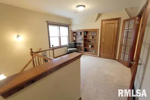 204 Embert Pl, Peoria, IL 61603 photo 16