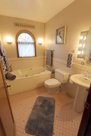 204 Embert Pl, Peoria, IL 61603 photo 22