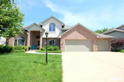 2107 W Leyna Dr, Dunlap, IL 61525 photo 1