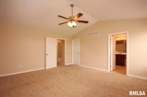 908 Crestview, Metamora, IL 61548 photo 13