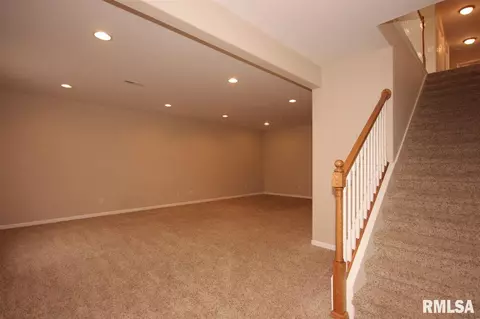 908 Crestview, Metamora, IL 61548 photo 22