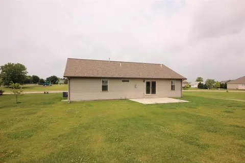 908 Crestview, Metamora, IL 61548 photo 31