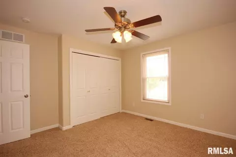 908 Crestview, Metamora, IL 61548 photo 27