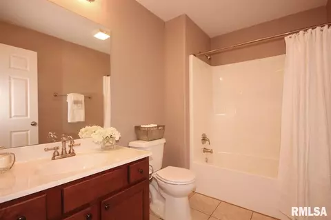 908 Crestview, Metamora, IL 61548 photo 21