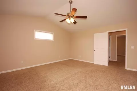 908 Crestview, Metamora, IL 61548 photo 15